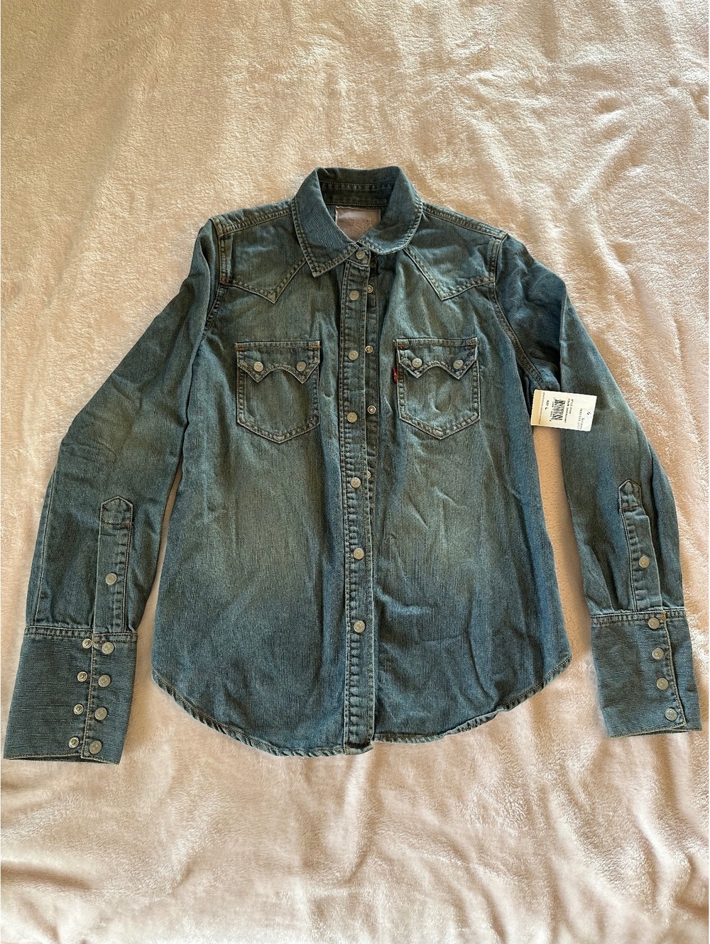 Levi’s Men’s Dark Wash Stonewash Denim Utility Top, New With Tags, Size Large